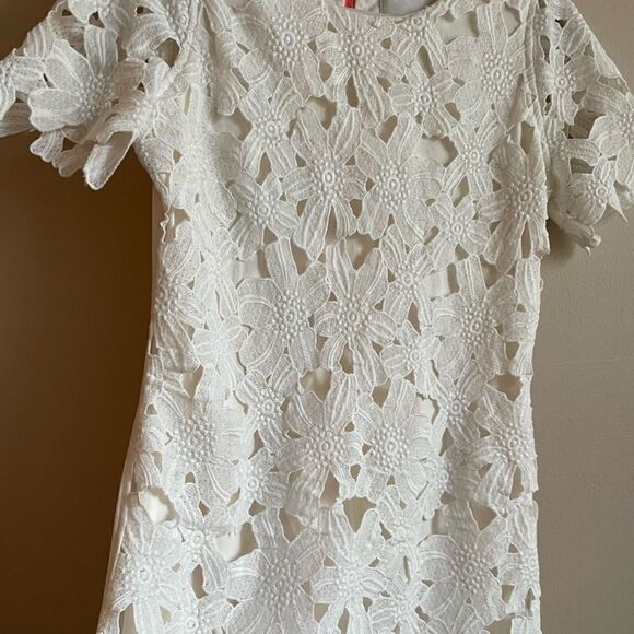 JOA sheath lace dress - Picture 2 of 8